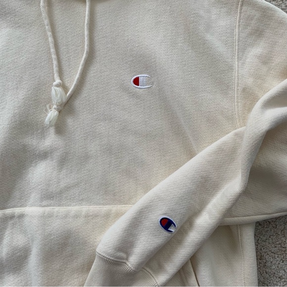 Champion - Reverse Weave Hoodie - Picture 2 of 4